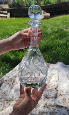 Vintage Hand-cut Crystal Decanter with Stopper, Decorative Starburst Design
