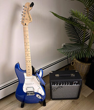 Squier by Fender Stratocaster Lake Placid Blue Solid Body Guitar Bundle
