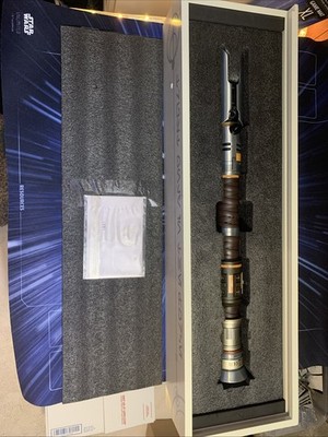 Cal Kestis Lightsaber Double-Hilt Limited Edition Star Wars Disney Galaxy's Edge