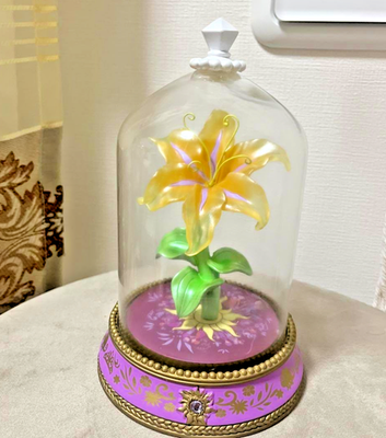 One Magical Night ラプンツェル 置物 Disney Tangled 10th Anniversary Magic Flower LED Light Rapunzel