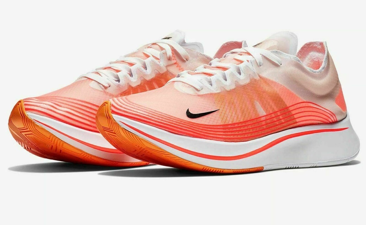 Nike WOMEN'S Zoom Fly SP Varsity Red/Black/Summit White SIZE