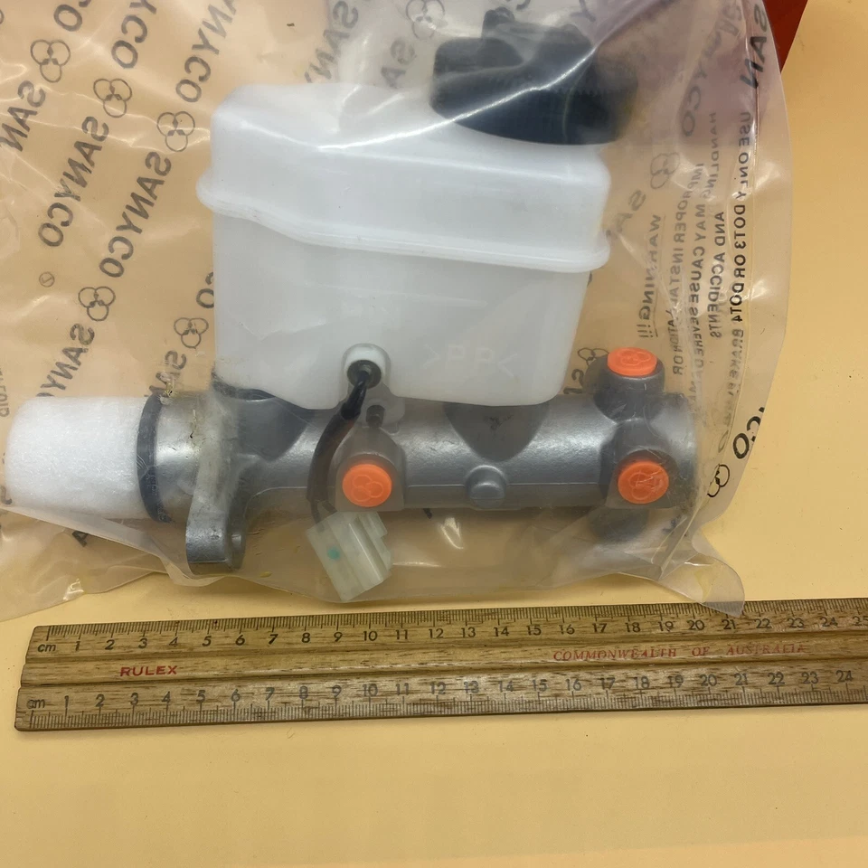 210A0494 Fits Ford Ranger Brake Master Cylinder NOS 2006-2011 Manual Sanyco - Image 2 of 4