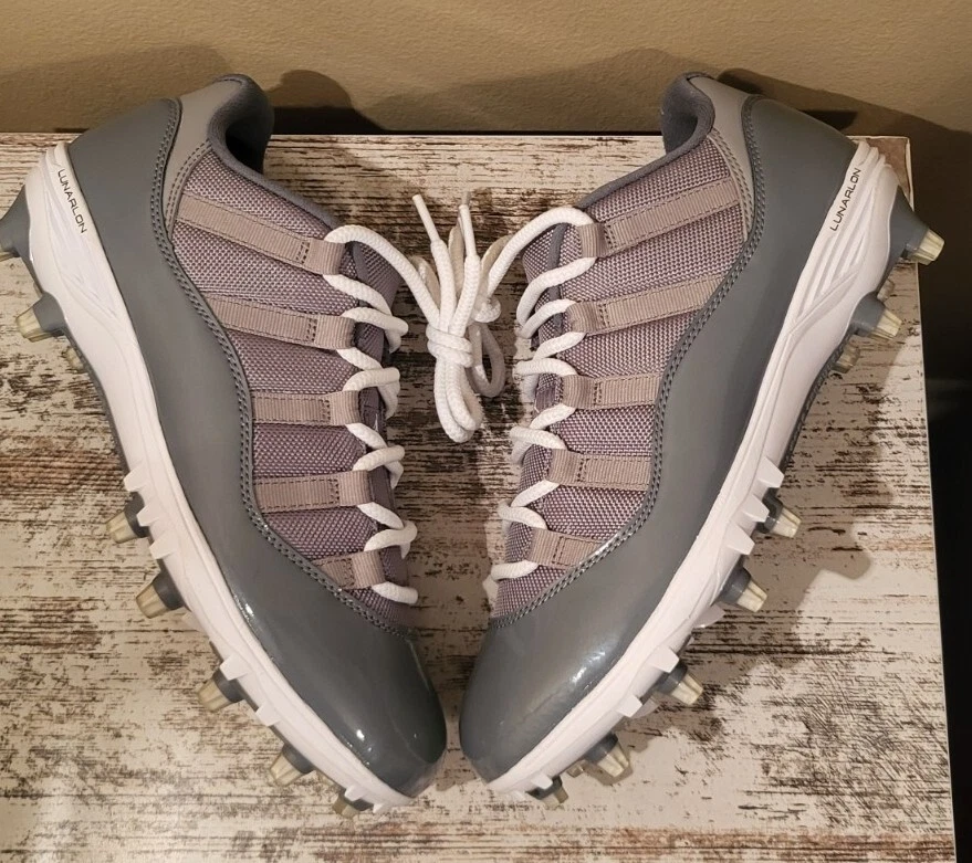 Talla DS Botines de fútbol 9,5 Air Jordan 11 retro grises bajos fríos AO1560-003 Foto 2 de 4