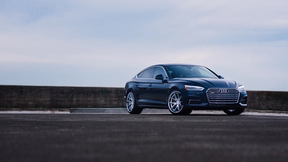 Llantas cóncavas plateadas FERRADA FR2 19" PARA HYUNDAI GENESIS CUPÉ 19x8,5/9,5 Foto 2 de 4