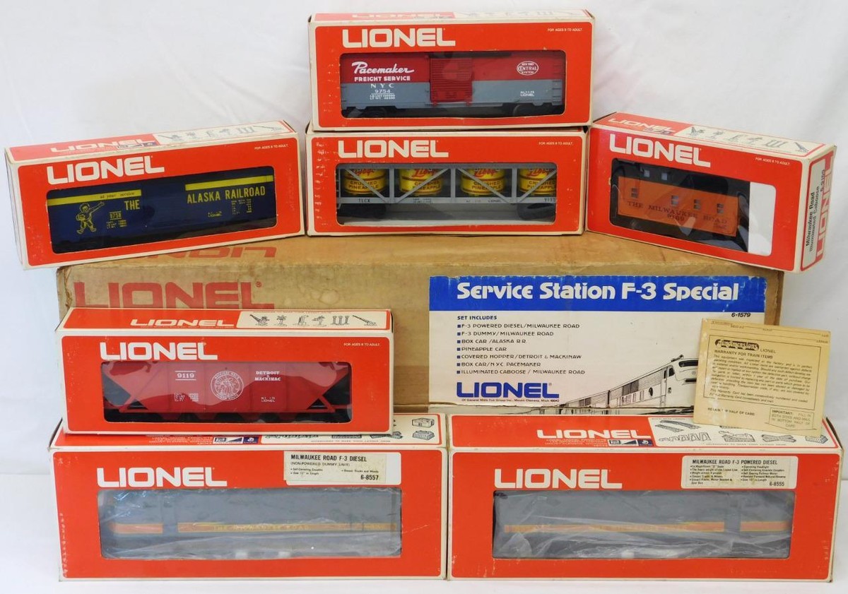 Lionel Trains 6-1579 Milwaukee Road Service Station Set F3 AA
