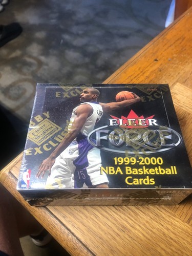 1999-2000 Fleer Force Basketball versiegelte Schachtel Hobby Kobe, Vince Carter Menge - Bild 4 von 6