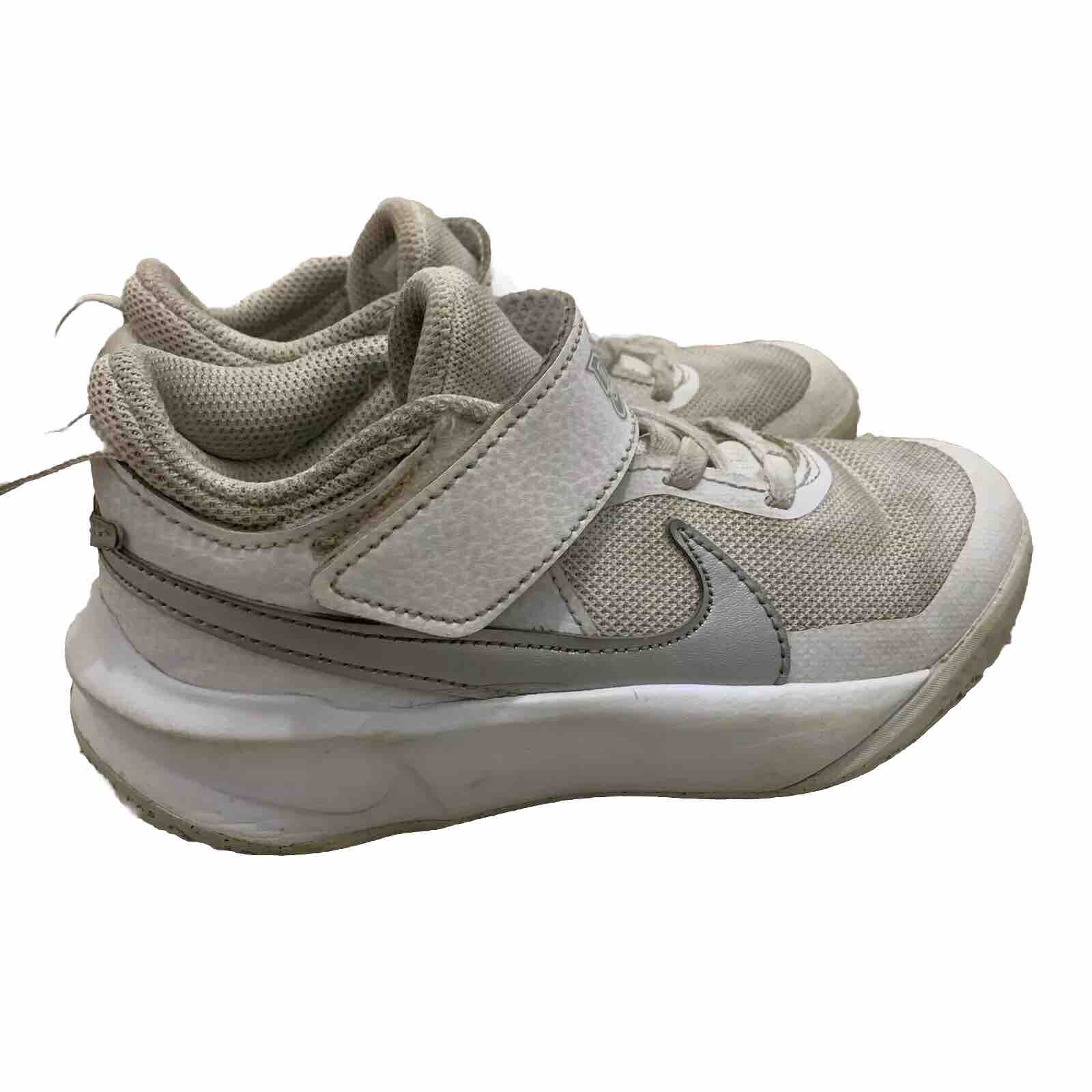 Nike Team Hustle 12C Toddler Shoes C6736-100 White Sneakers Preowned-image