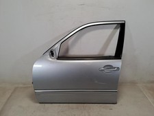 Porte avant et accessoires Mercedes 210