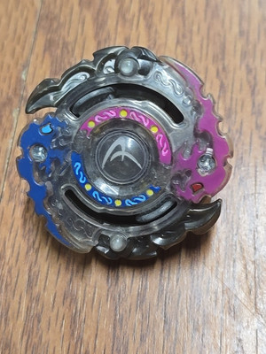 Beyblade Burst Evolution Hasbro Phantazus P2 E1058 Collectible Anime Bey Toy