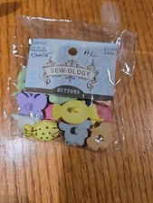 Sew-ology 17 Buttons