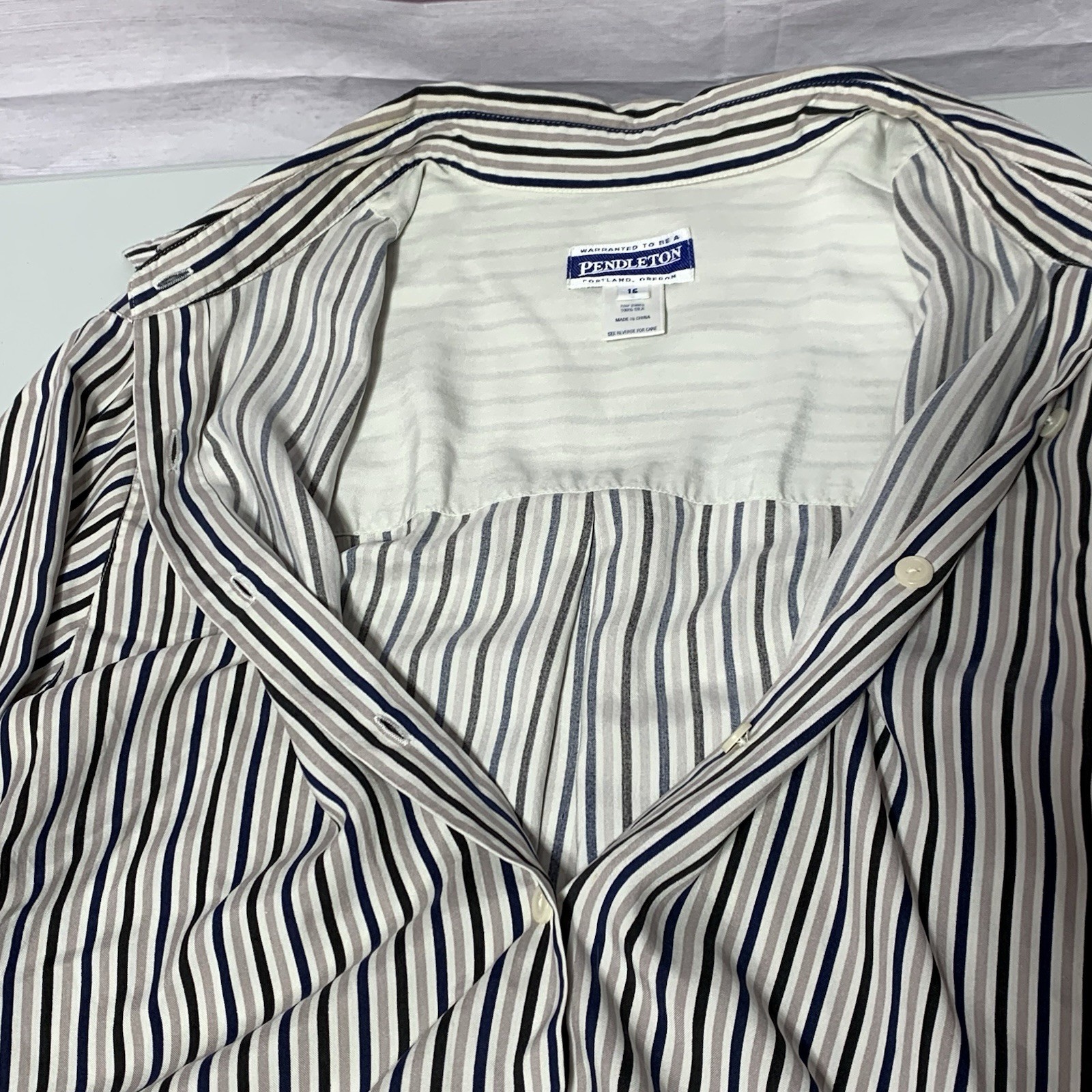 Pendleton Silk Women's Front Button Long Sleeve B… - image 13