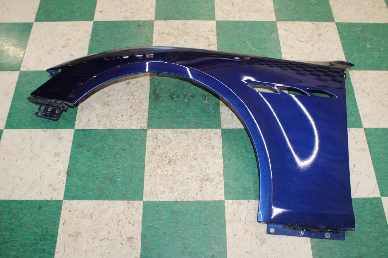 Maserati Ghibli 2014-2020 Front Left Fender Blue