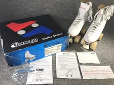 CHICAGO Skates Deluxe Leather Ladies Rink Skates Ladies White (Size 9) - NIB!
