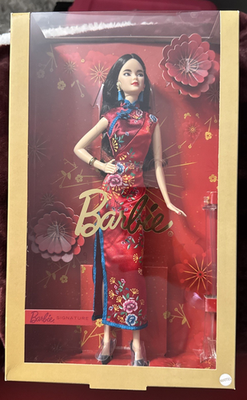 Barbie - おきょん　Barbieゴールドラベル　ニューヨークヨーキー Mattel Chinese Lunar Year Barbie Doll - GTJ92 | eBay