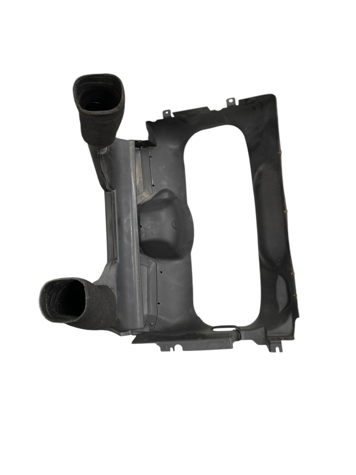 2007-2016 MASERATI GRANTURISMO 4.7L RWD FRONT RADIATOR SUPPORT AIR GUIDE DUCT