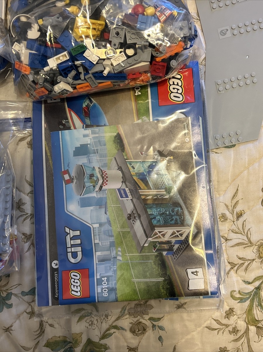 LEGO CITY: Airport Passenger Terminal (60104)(6012)(60116