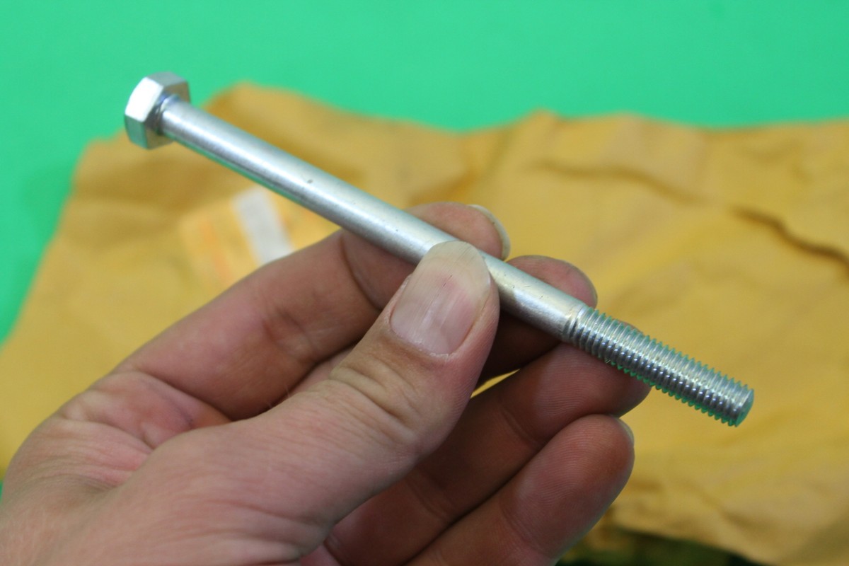 NOS KAWASAKI HEX HEAD BOLT 8X125 PART# 110B08125 | eBay