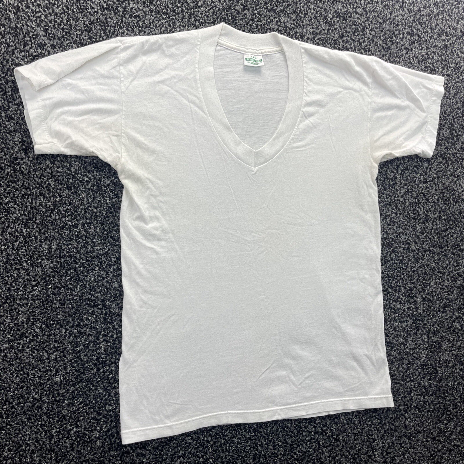 T shirt bianca tinta unita bianca vintage anni 80 scollo a V Savile fila punto singolo USA Medium