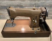 Vintage SINGER 191U Sewing Machine