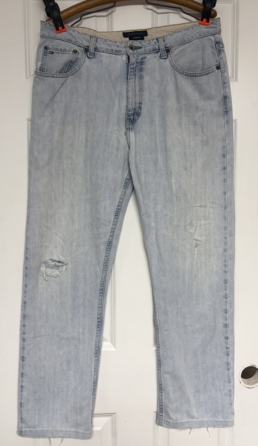 Vintage Tommy Hilfiger Jeans Men's 34x30” Classic Fit Baggy Light Wash Denim Y2K