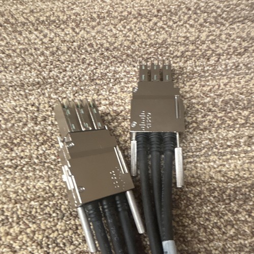 2 ea 2X Mini SAS SFF-8088 External Cable Black Metal Multi-Lane Connectors