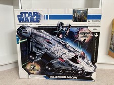 Star Wars Legacy Collection Millennium Falcon  87591  New in Box