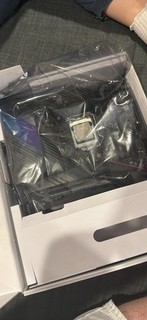 Intel Core i9 10900K & ASUS ROG STRIX Z590 E Gaming WiFi Motherboard