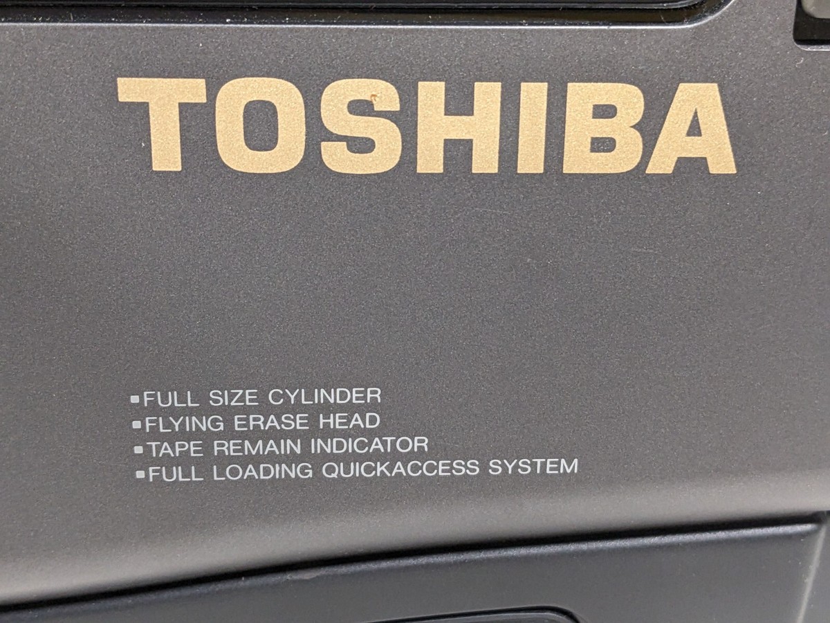 Toshiba SK-F200 VHS Camcorder Quick Access 8X With Case Vintage