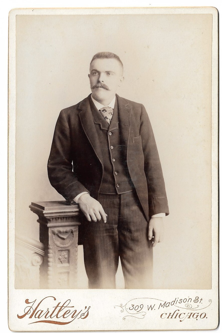 Cabinet Card Photograph Mustached Man from Chicago taken by Hartley's