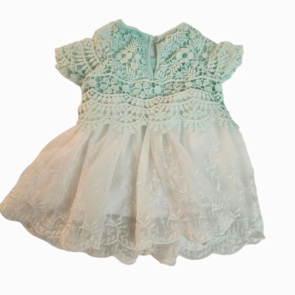 Nicole Miller New York Baby Dress 0/3M green & White Lace Floral Design - Image 2 of 4