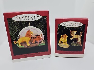2x 1995 HALLMARK KEEPSAKE ORNAMENT SIMBA, PUMBAA, & TIMON THE LION KING. O3