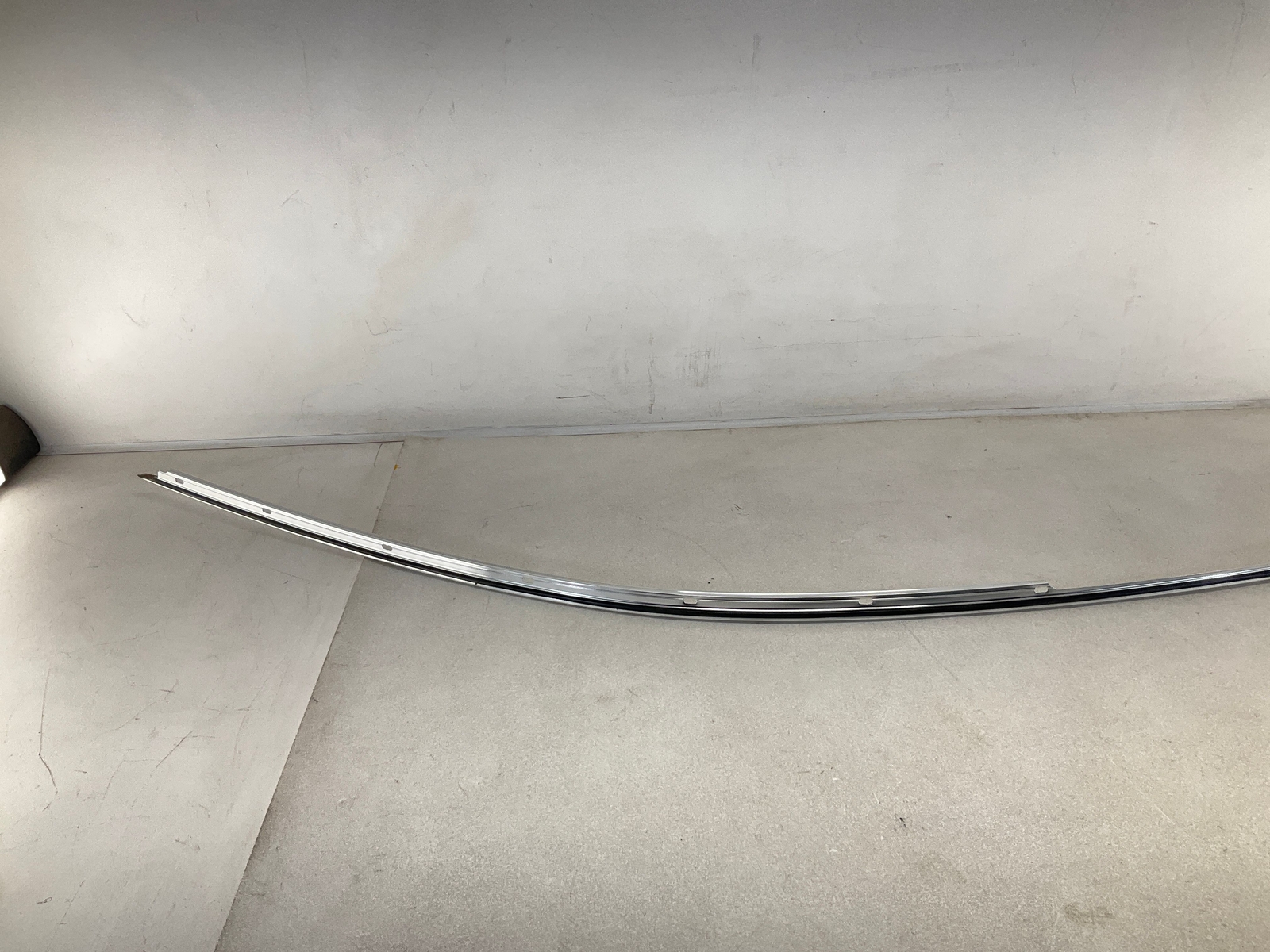 17-20 MASERATI Levante M161 Left Driver Upper Door Roof Drip Molding OEM