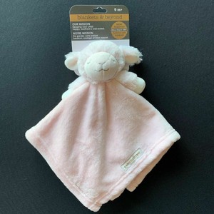 blankets and beyond lamb