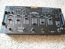 Gemini CD-9500 Pro II Dual CD Player plus GEMINI PMX-2001 Preamp/equalizer Mixer