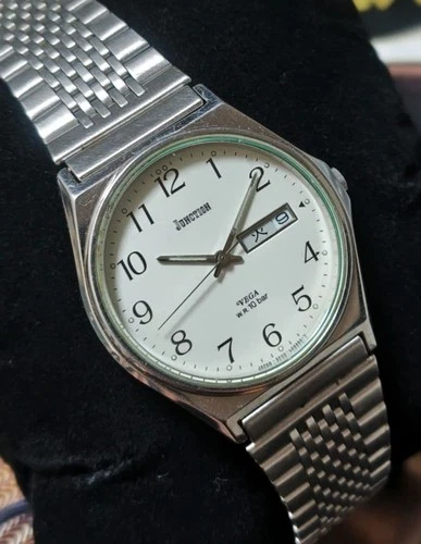 CITIZEN VEGA Junction Quartz Watch Japan Made Rare Working - Picture 1 of 3