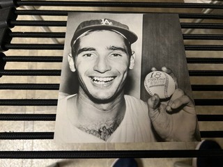 original 1959 SANDY KOUFAX LOS ANGELES DODGERS 18 strikeout game BASEBALL PHOTO