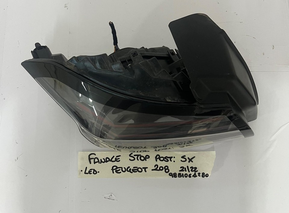 Stop Per STOP FANALE POSTERIORE SINISTRO PER PEUGEOT 208 Serie (19>) | eBay