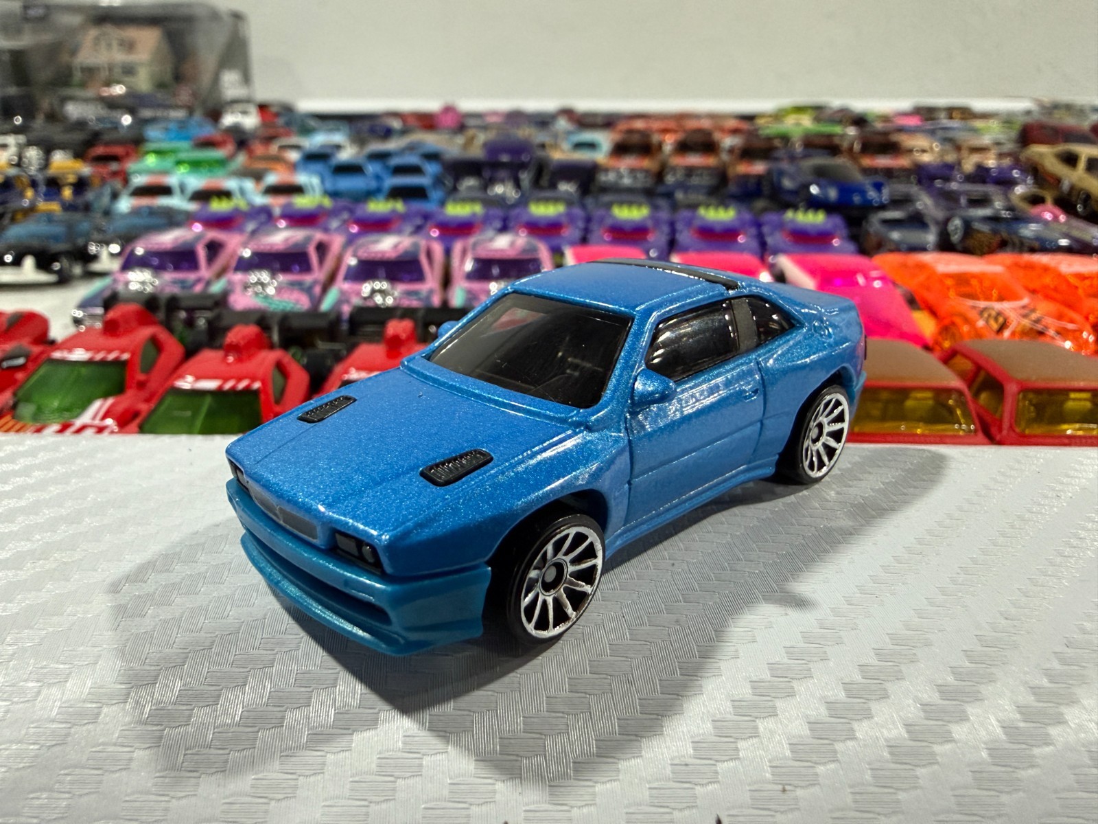 ✅ 2026 Hot wheels Mainline Basic 26A # MASERATI SHAMAL BLUE , Spun Loose