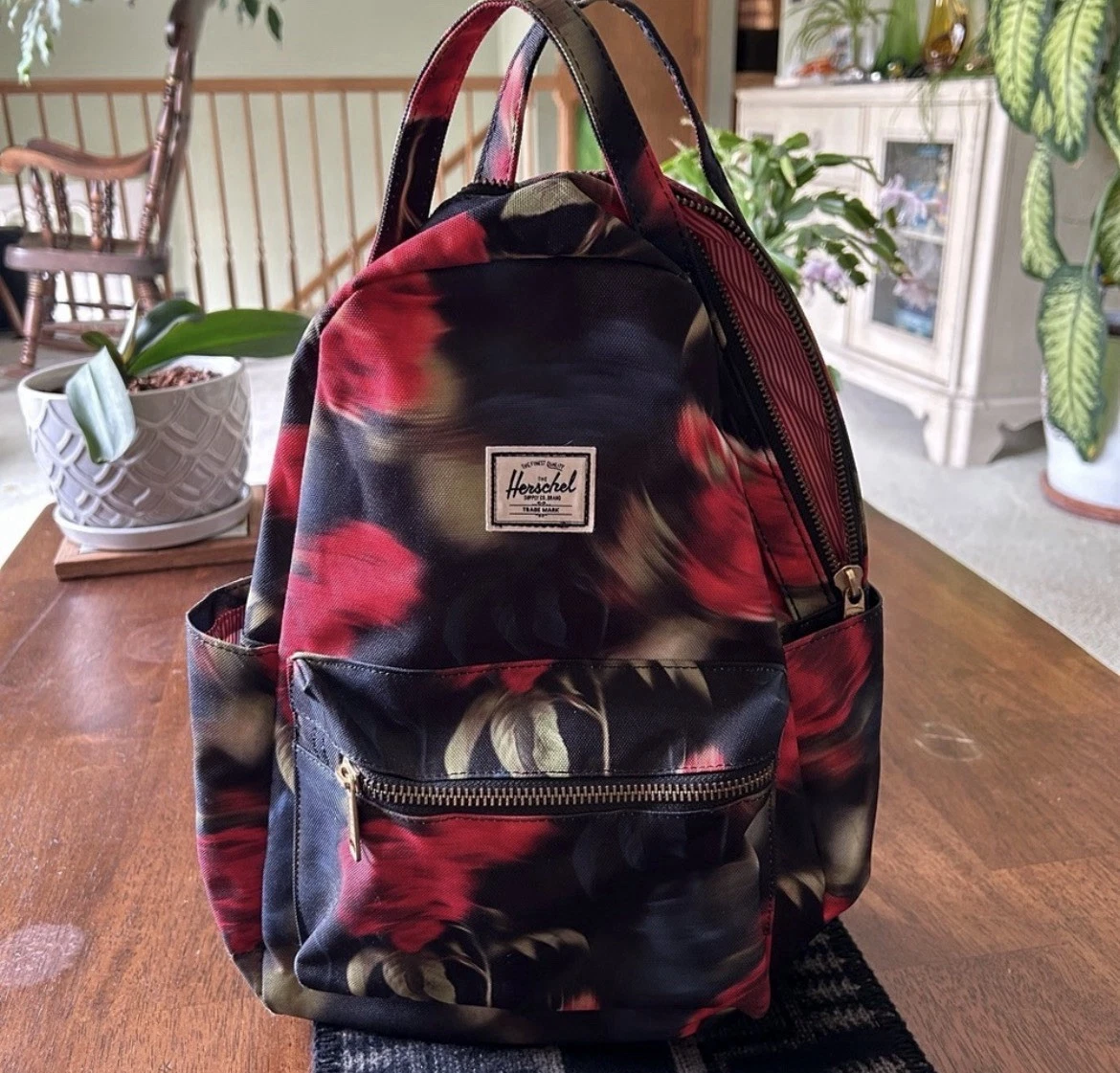 Herschel Women display picture 1