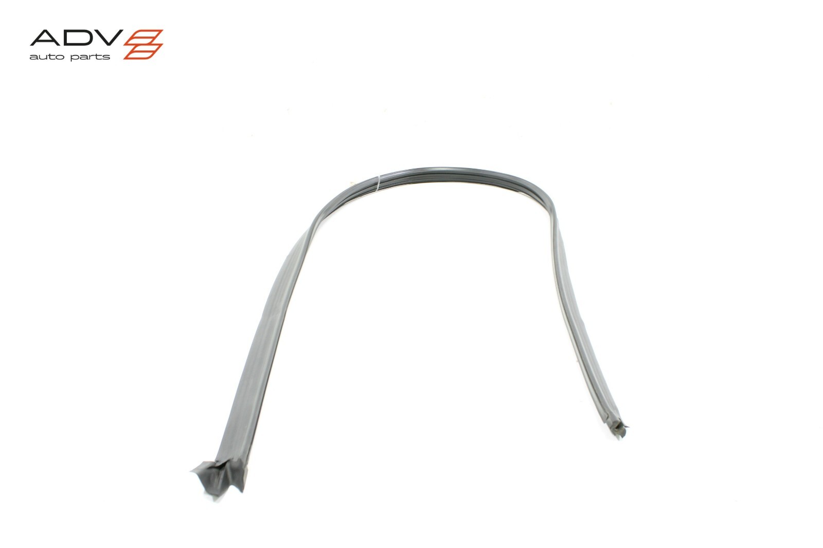 Maserati Levante 2017-2020 Front Right Lower Door side seal P/N 13602
