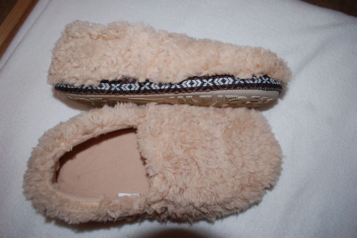 Page Not Found | Down slippers, Sole slippers, Slippers
