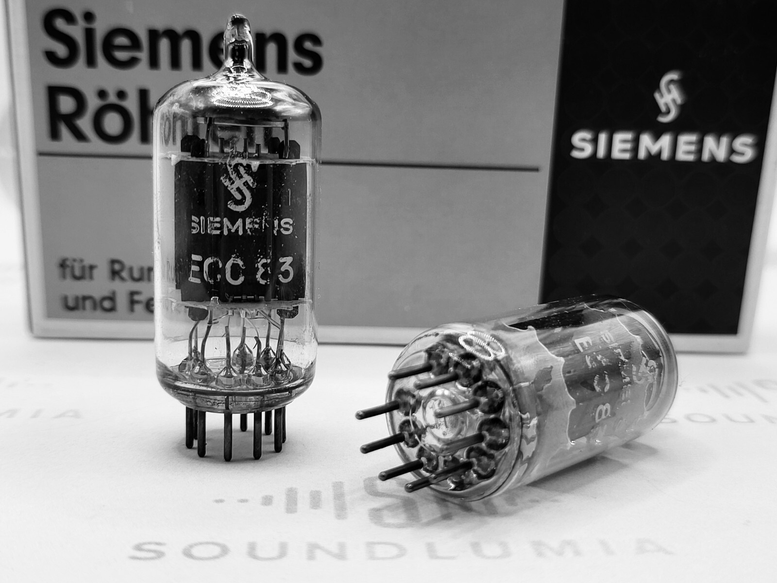 Siemens ECC83 12AX7 Long Plates Matched Pair - Munich '59 (mC6 ‡9L) - Same Code