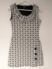 Isabel London Mini Dress Sleeveless Stretchy Ruffle Round Neck Black /White 8