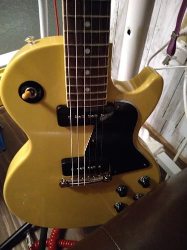 Gibson USA Les Paul Special Rare Lacquered TV Yellow Electric Guitar