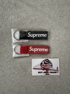 Supreme Webbing Keychain | eBay