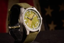 WWII D-Day 101st & 82nd Airborne Paratrooper Normandy Parachute Relic Watch