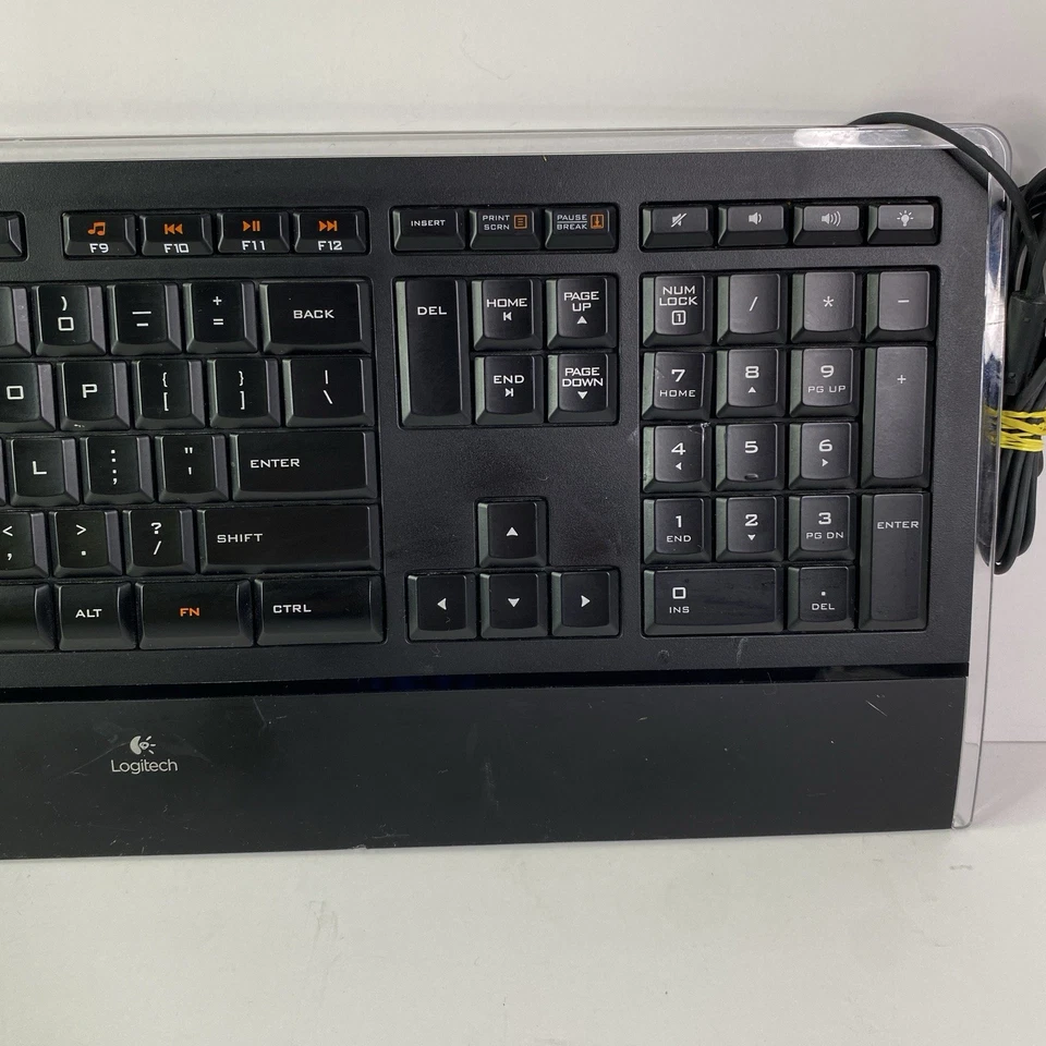 Logitech Illuminated K740 USB Wired Keyboard Y-UY95 - Tested & Working - Image 3 of 4