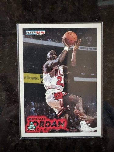 Fleer 1993-94 Michael Jordan #28 Chicago Bulls NBA Base Set Basketball Card