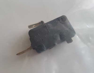  28QBP0497 Microwave Interlock Door Switch, 16A