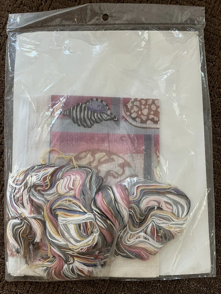 Vtg Something Special Needlepoint Kit Nautical Seashells Shell Box Sampler - Image 3 of 3